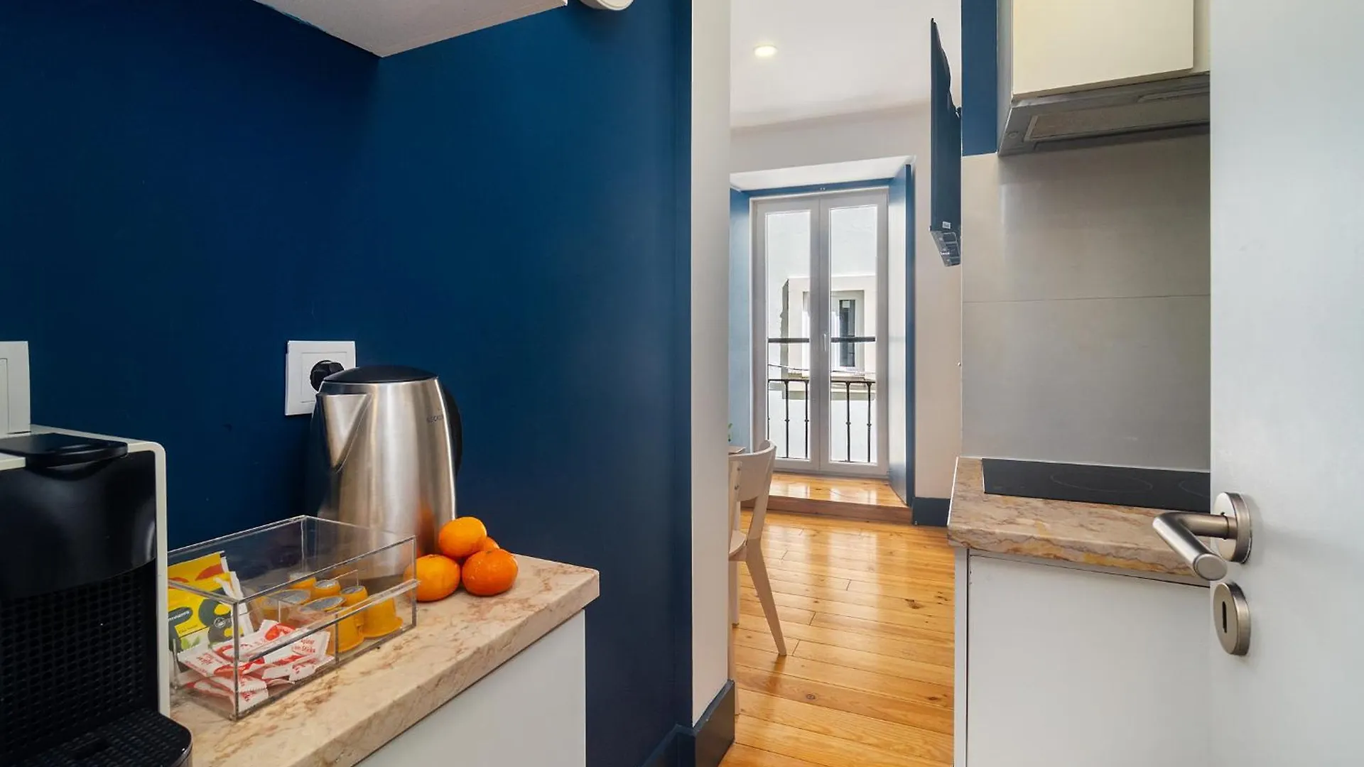 Whome Central Minimalist 1-Bed Great To Explore Lisbon 0*,
